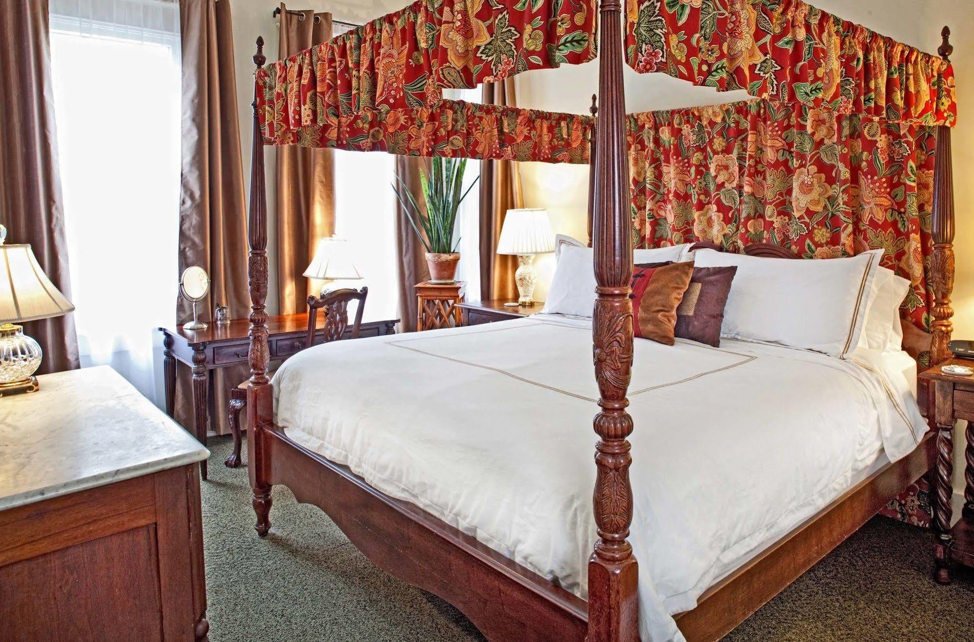 Galloway House Inn Саванна Экстерьер фото